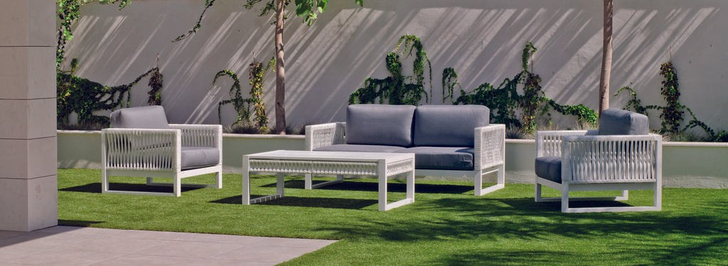 Conjunto jardín mesa cuadrada + 4 sillas con brazos - Abril - Don Baraton:  tienda de sofás, colchones y muebles